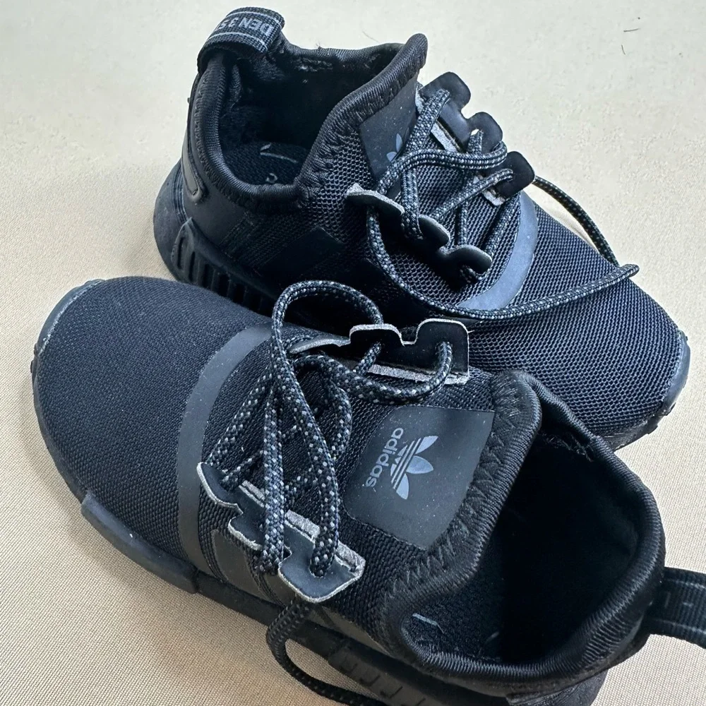 Adidas black sneakers - Picture 3 of 4
